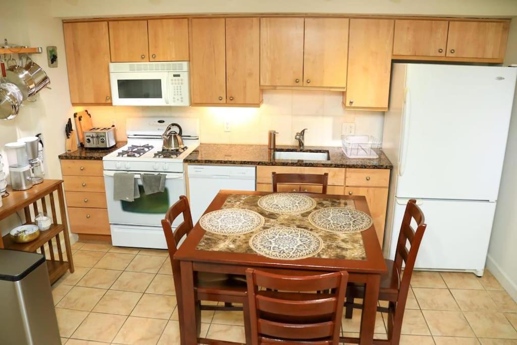 Ferienhaus Super Nice, Quite And Centrally Located For Dmv Washington
